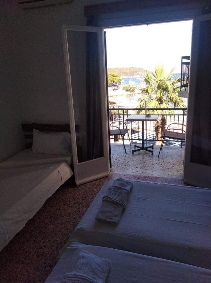 Ammoudia Rooms Agia Marina  Exterior foto
